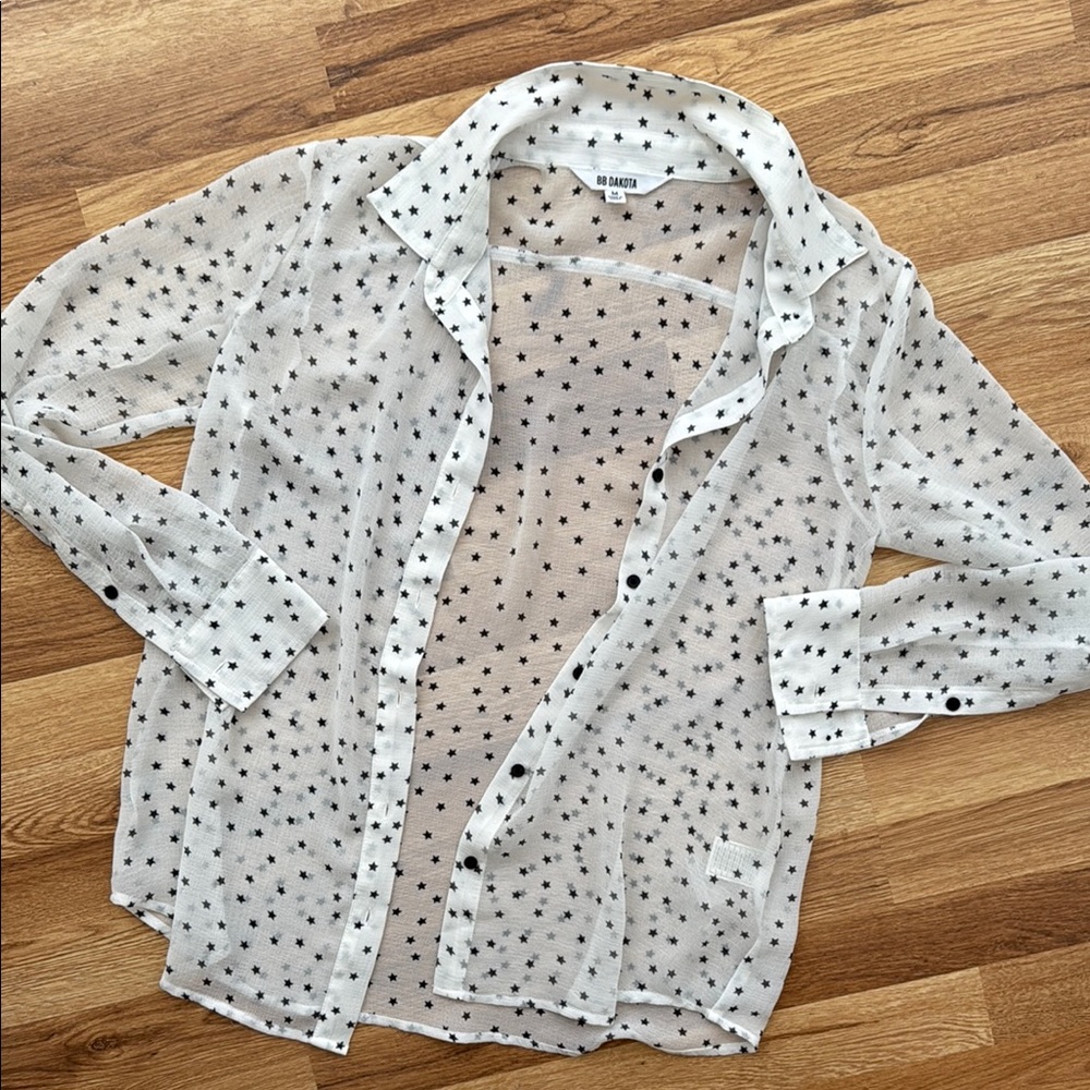 BB Dakota Sheer button down Blouse with Star Pattern medium like new - Picture 5 of 13